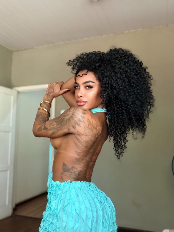 Fanny Malheiros 25