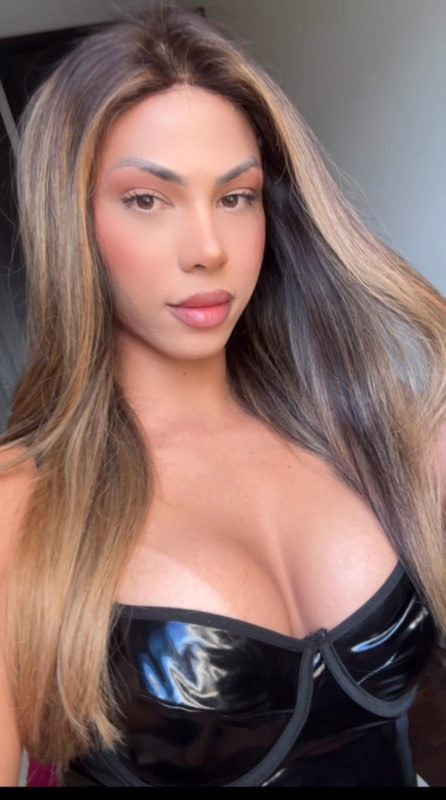 Talitinha Barbie 16