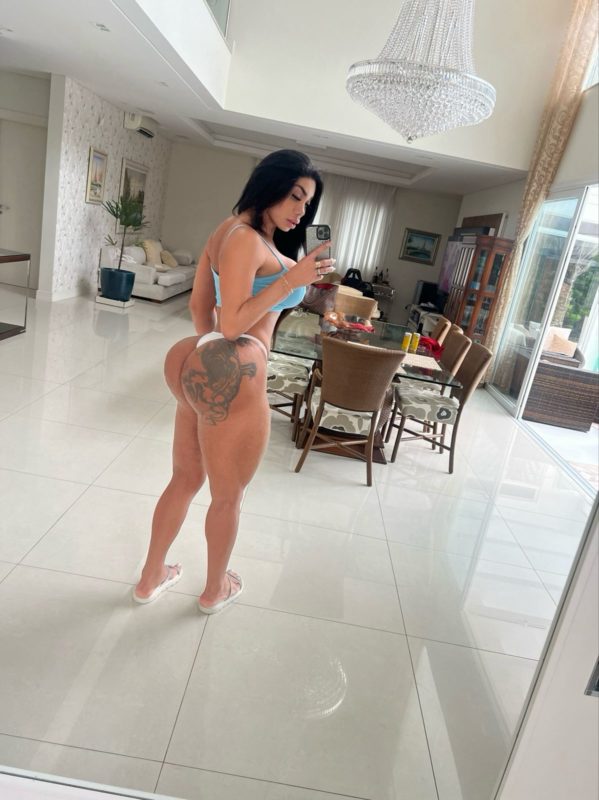 Agata Beatriz 61