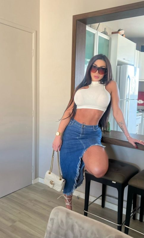 Agata Beatriz 76