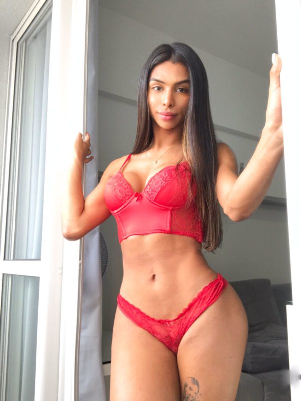 Victória Freire 40