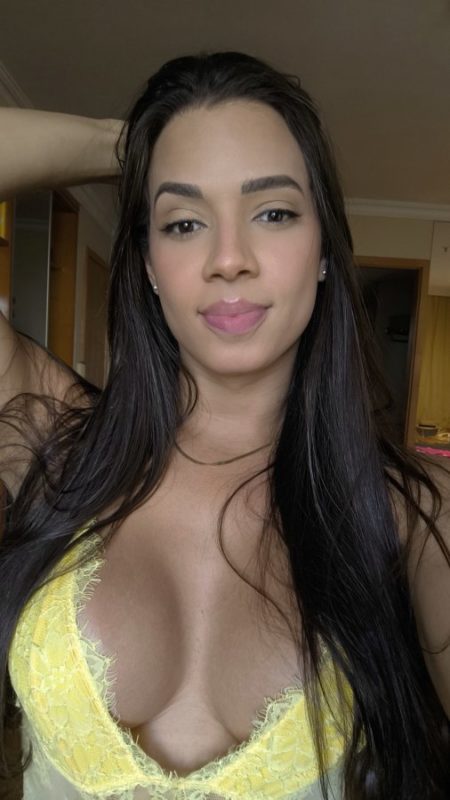 Priscila Ohara 12