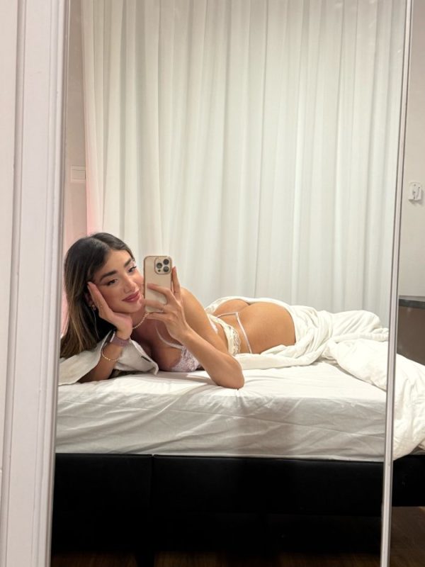 Aurora Feitosa 12