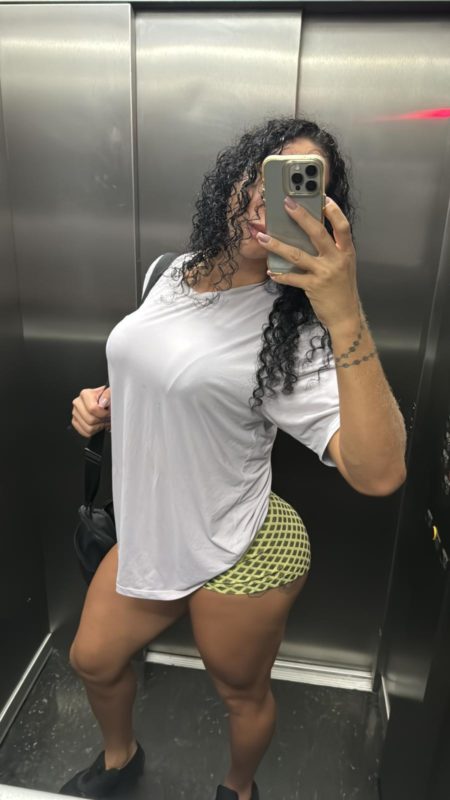 Karina Satto 42