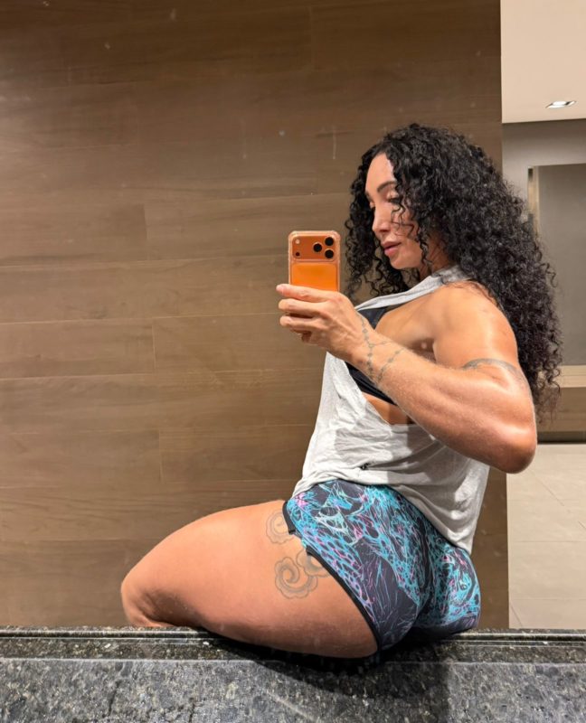Karina Satto 19