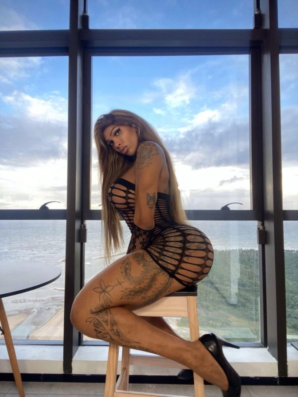 Allana Lorena 11