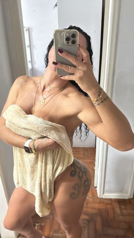 Karina Satto 33