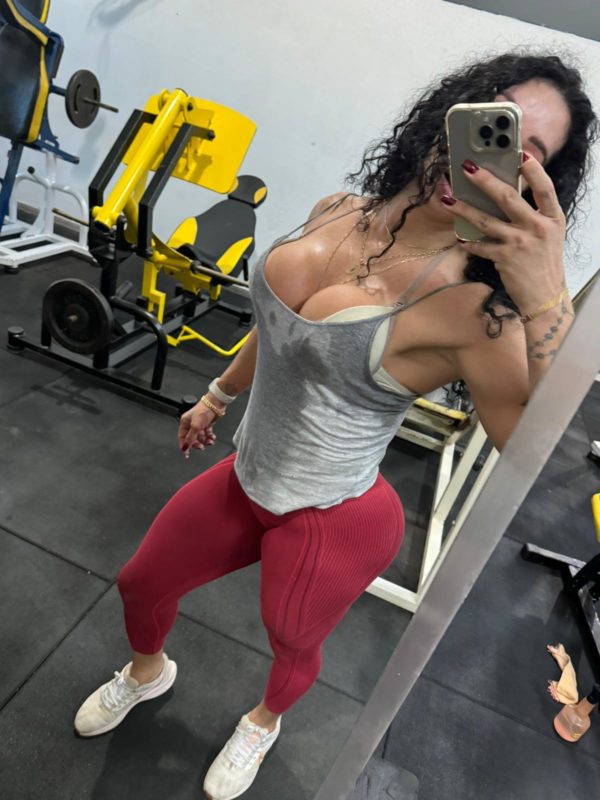 Karina Satto 34