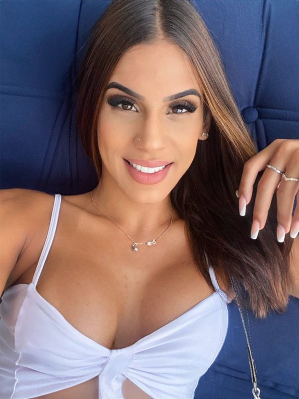 Maria Miranda 37