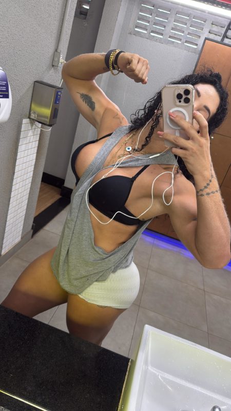 Karina Satto 100