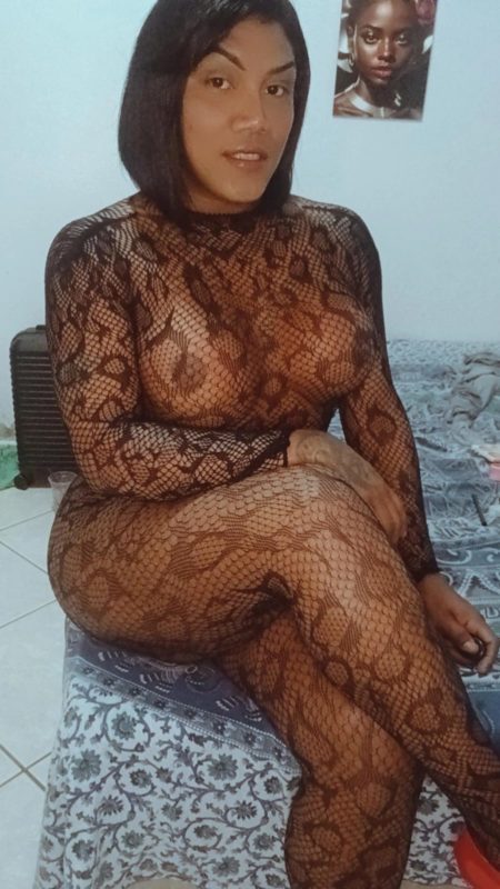 Kiara Silva 19