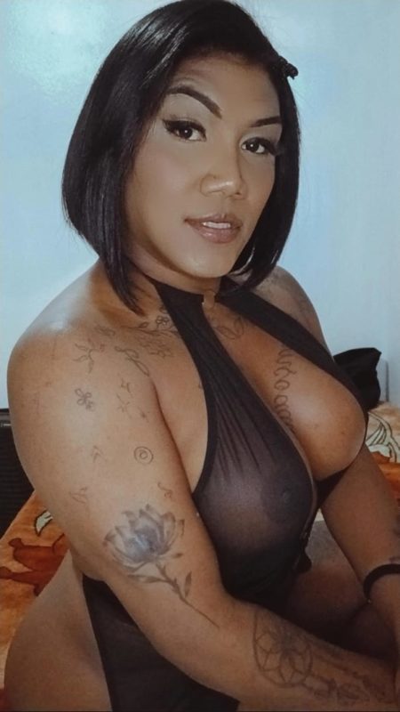 Kiara Silva 28