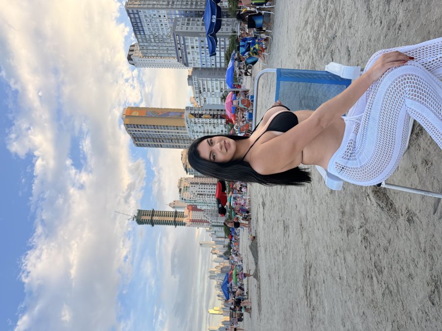 Melissa Pirres 23