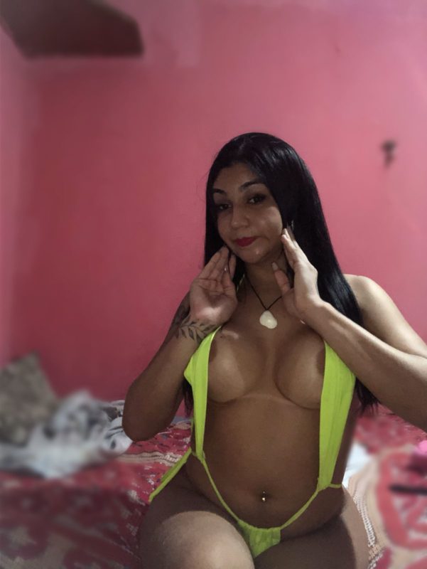 Larissa Silva 22