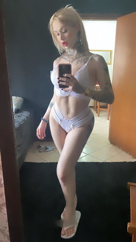 Branquinha Safada 66