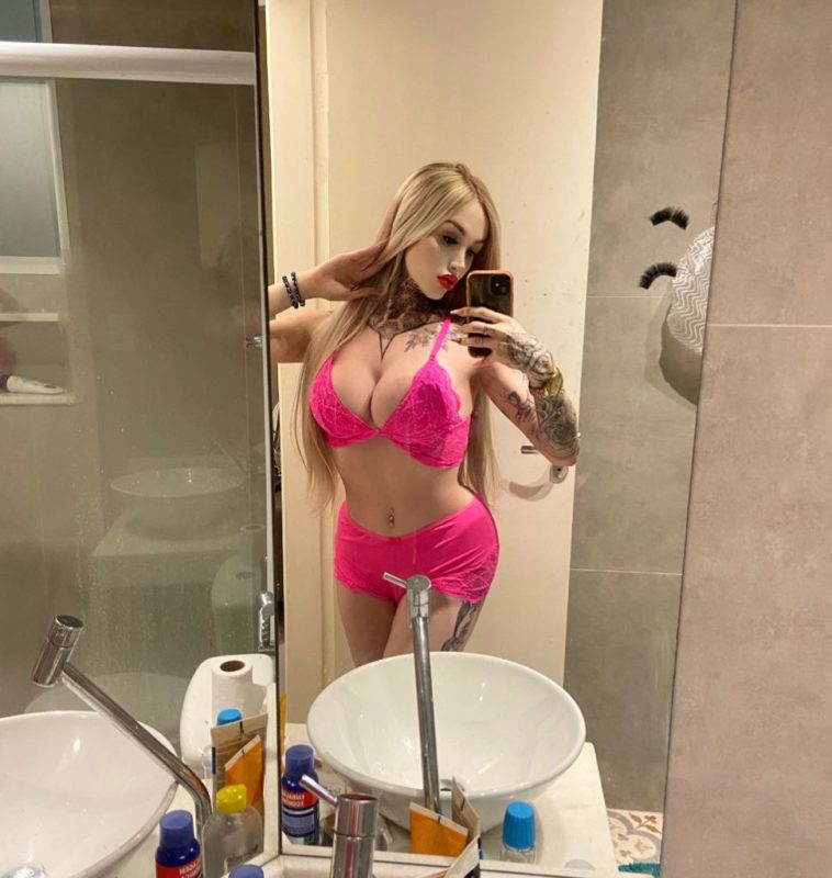 Branquinha Safada 69