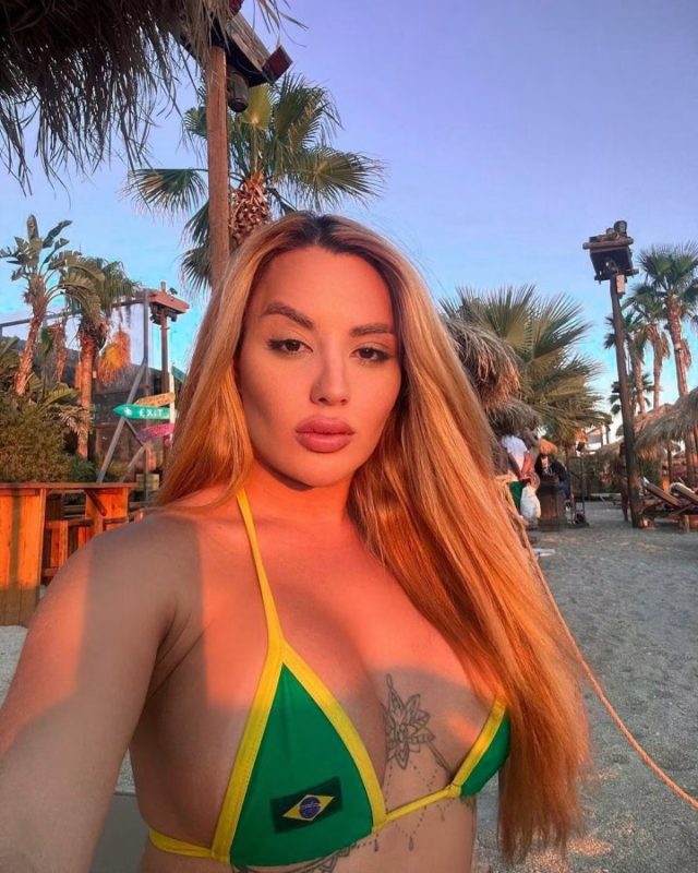 Top Valentina 40