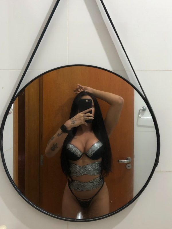 Daniele Pinheiro 2