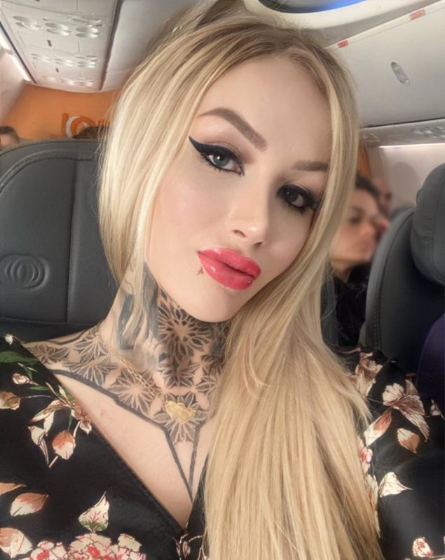Branquinha Safada 1