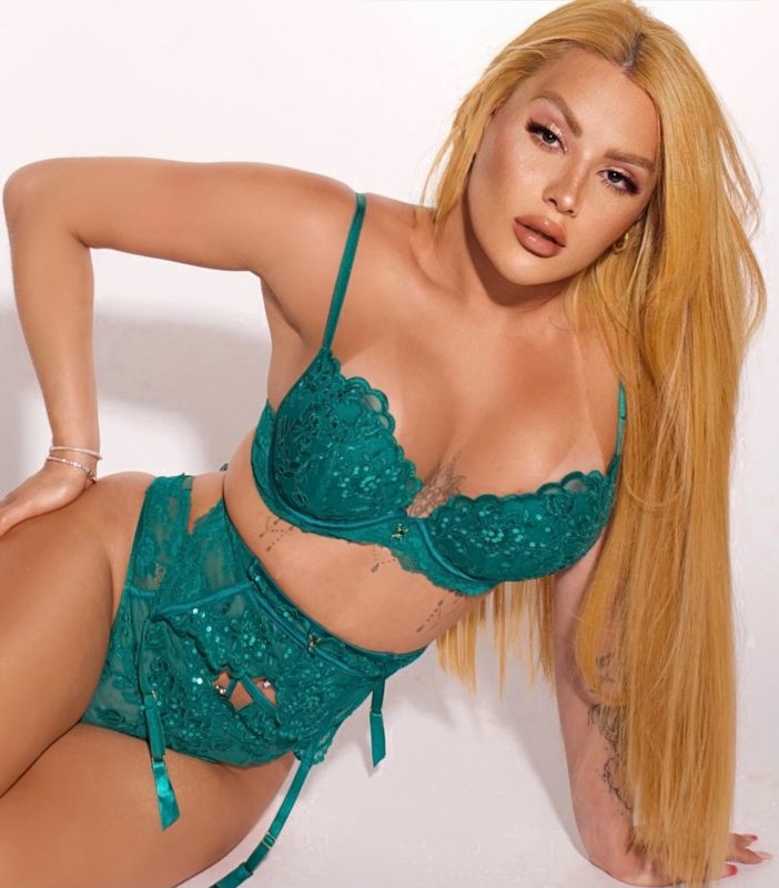 Top Valentina 67