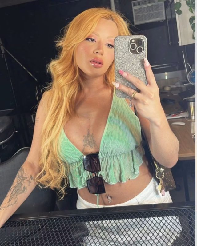 Top Valentina 48