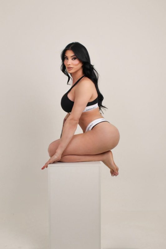 Maya Scarenzi 11