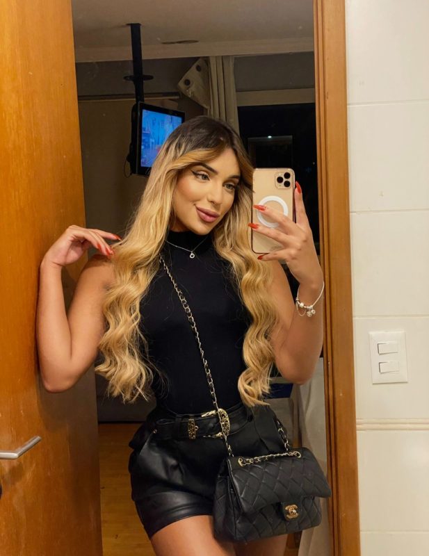 Cintia Novaes 23