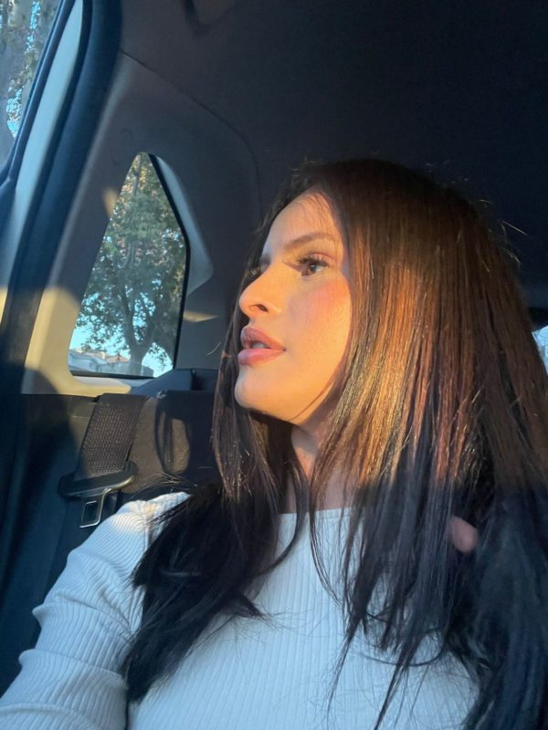 Alana Brun 26