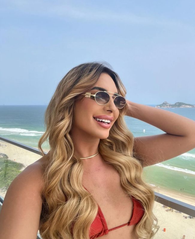 Cintia Novaes 25