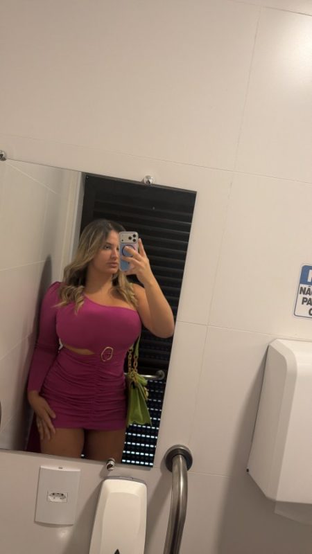Stephanny Wandergueld 28