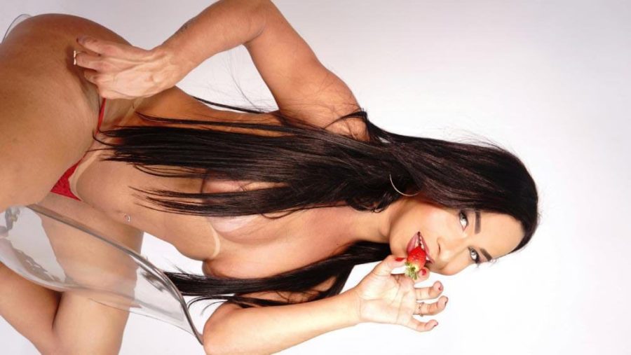 Brenda Moranguinho 2