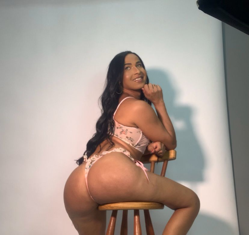 Brenda Moranguinho 17