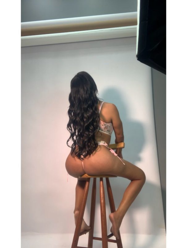 Brenda Moranguinho 15