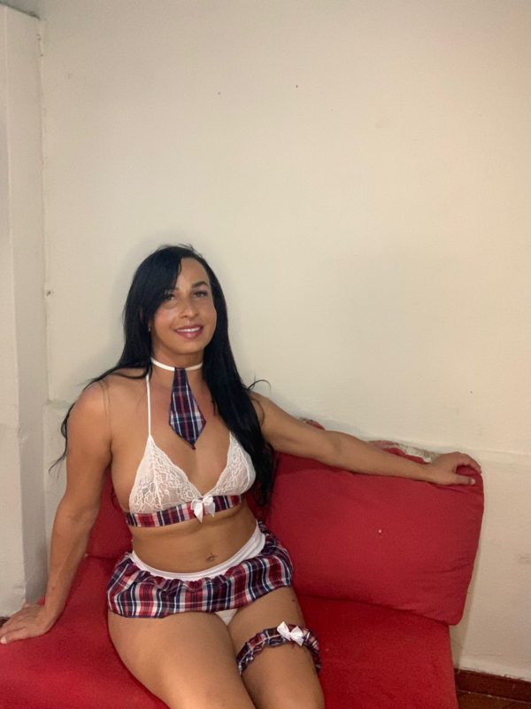 Brenda Moranguinho 20