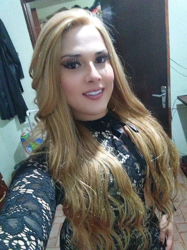Viviane Castilho 28
