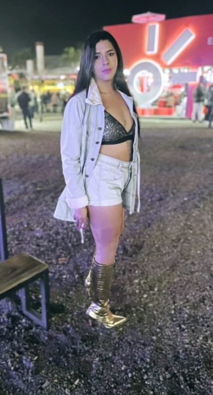 Larissa Costa 6