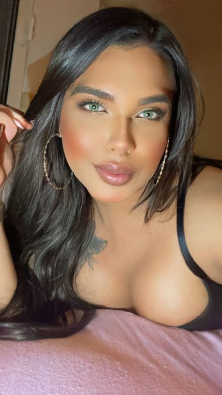 Jullie Santos 51