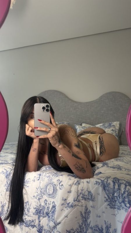 Mandy 19