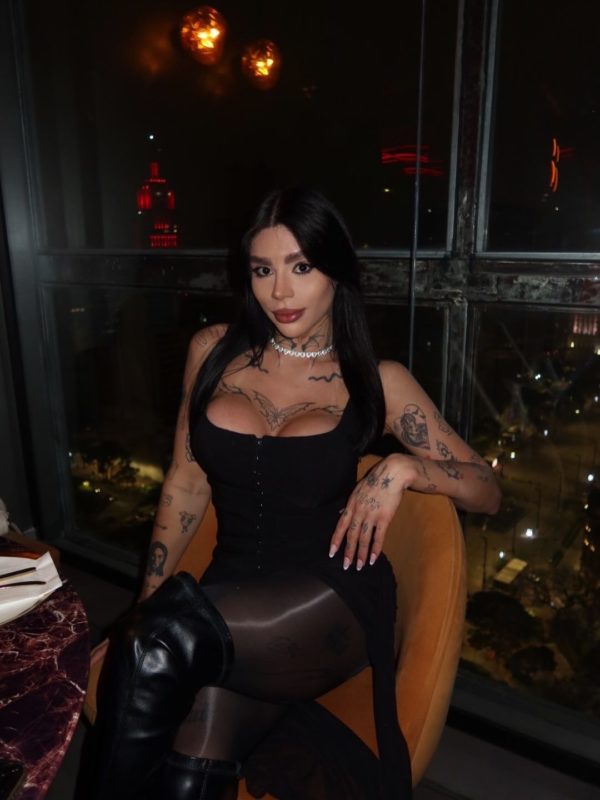 Mandy 10