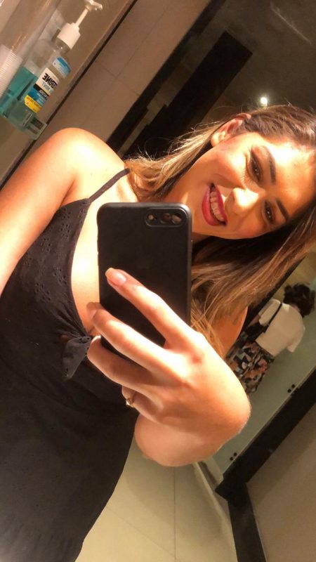 Alessandra Souza 100