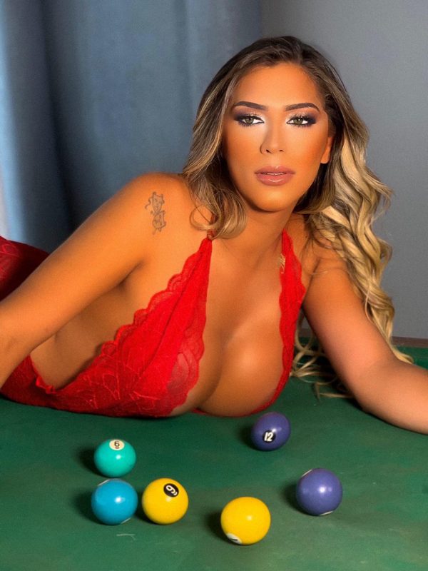 Alessandra Souza 46