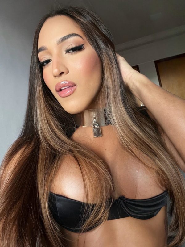 Aysha Almeida 17