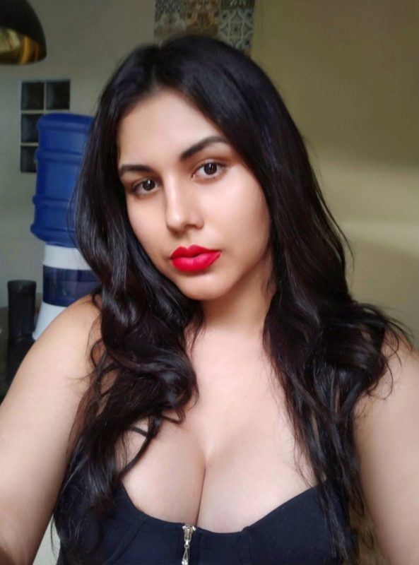 Camila Santos 6