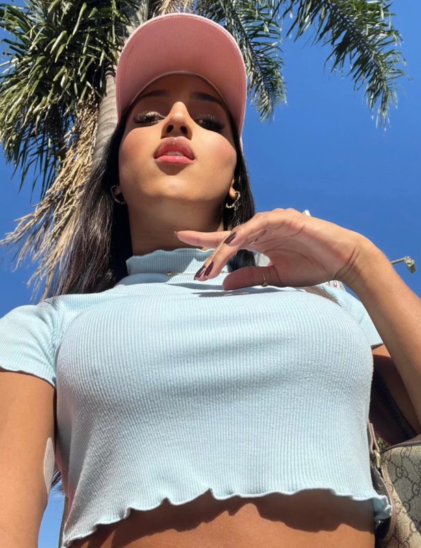 Aysha Almeida 41