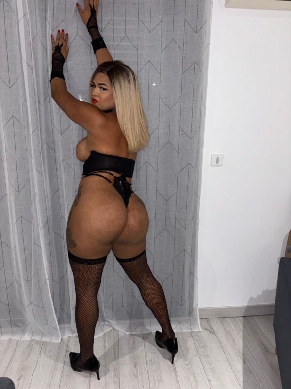 Patrícia Lins 31