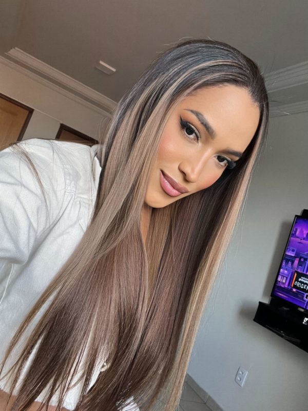 Aysha Almeida 8