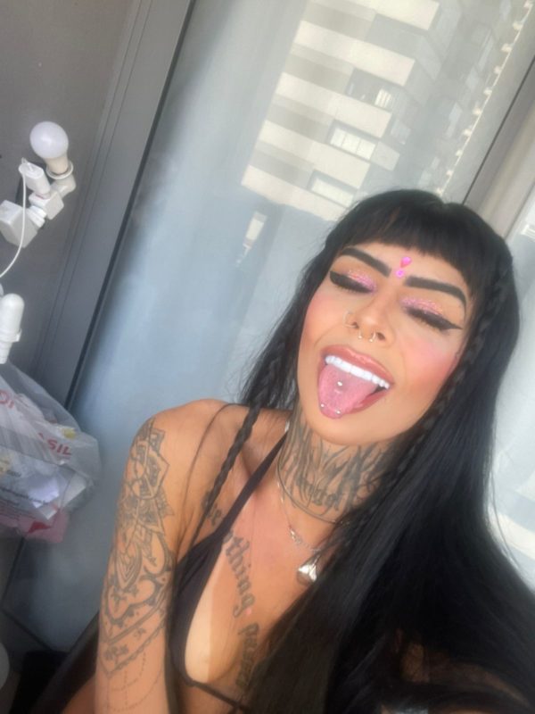 Sabrina Lins 20
