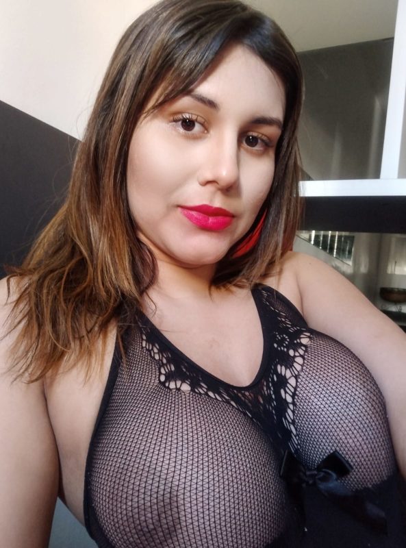 Camila Santos 13