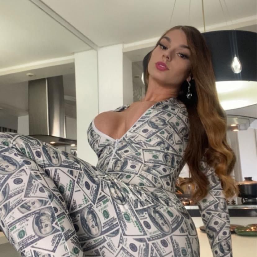Ellen Furtado 46