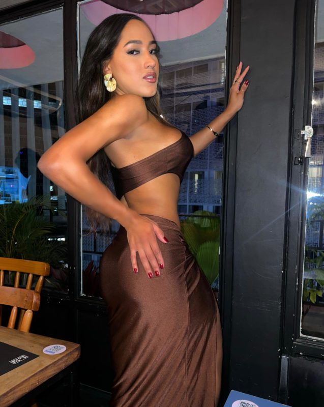 Aysha Almeida 33